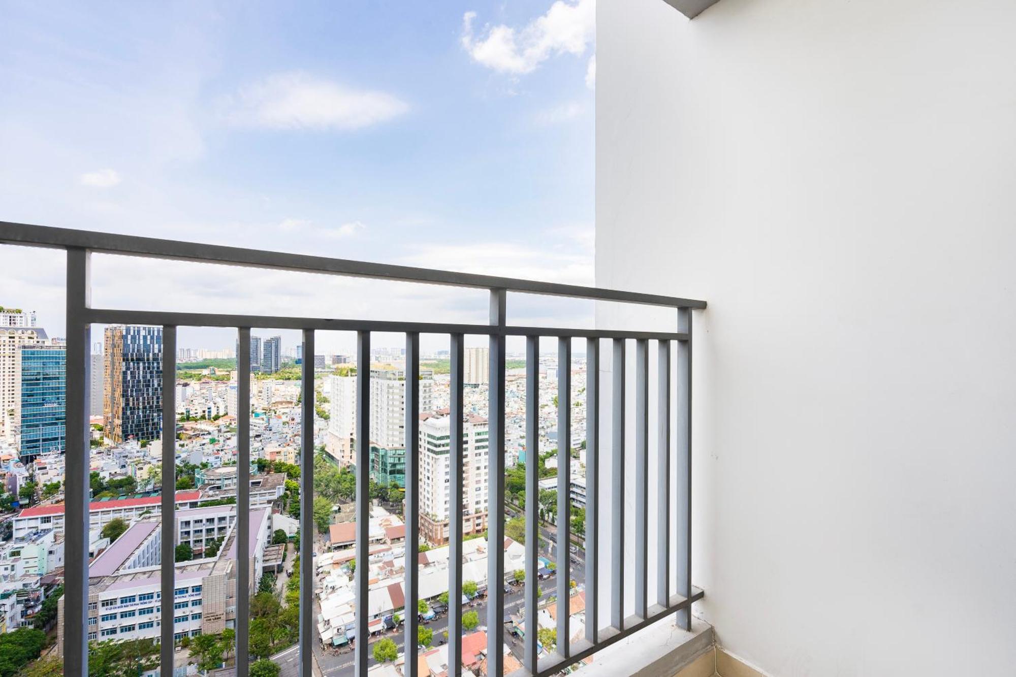 Henry Home - Rivergate Cidade de Ho Chi Minh Exterior foto